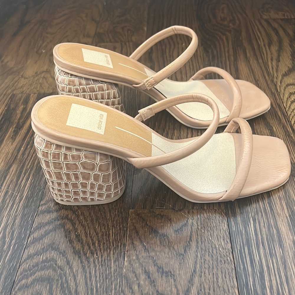 dolce vita nude heels